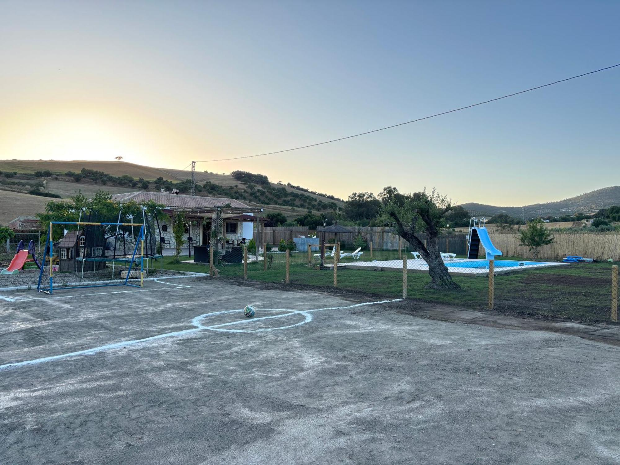 Valle De La Rosa Prado Del Rey Exterior photo